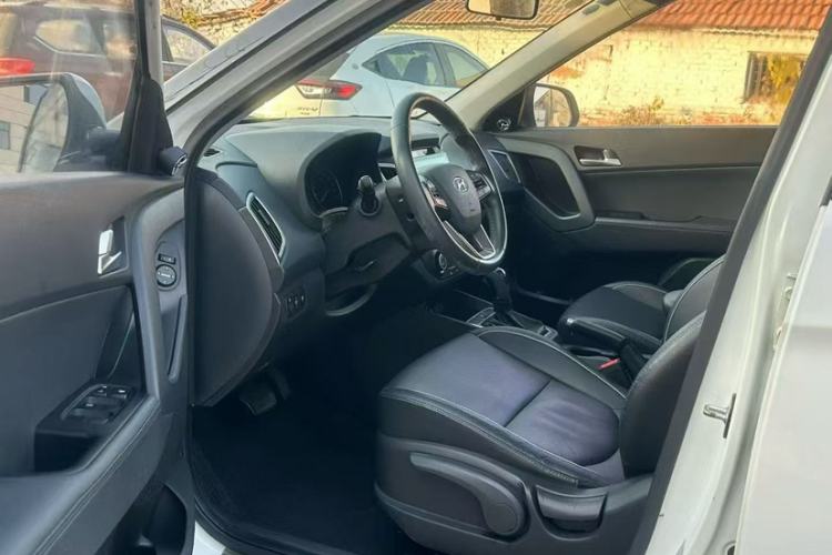 Used Hyundai ix25 2015 1.6L Automatic Two-Wheel Drive Smart GLS Trim