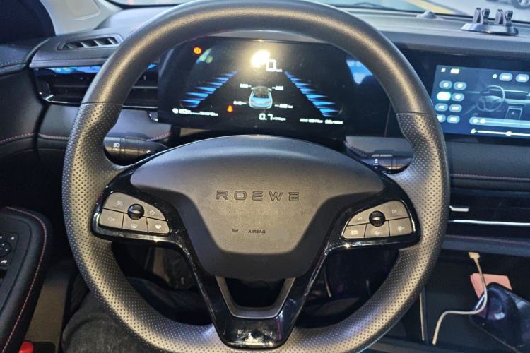 Used Roewe i5 2023 1.5L Manual Comfort Edition