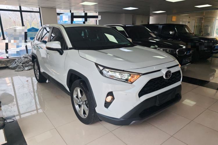 Used Toyota RAV4 2022 2.0L CVT Two-Wheel Drive Fashion Plus Edition
