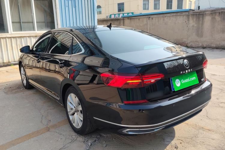 Used Volkswagen Passat 2020 Facelift 330TSI Elite Edition China VI Standard
