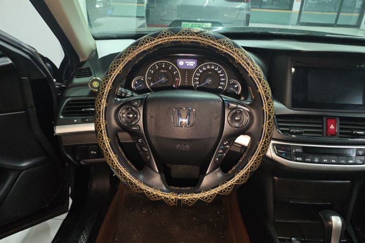 Used Honda Crosstour 2014 2.4L Luxury Edition