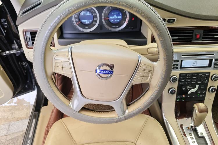 Used Volvo S80L 2009 3.0T AWD ZhiZun Edition Steering Wheel