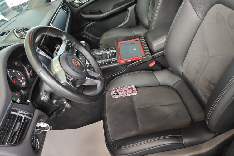 Used Porsche Macan 2020 Macan 2.0T