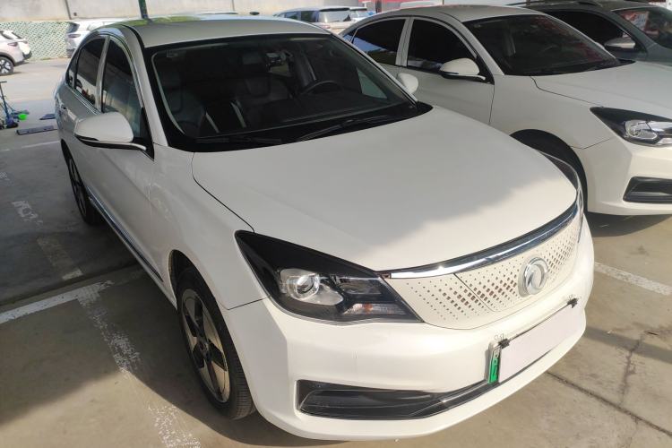 Used Dongfeng Aeolus E70 2023 500 Smart Edition Lithium Iron Phosphate 47.58 kWh Front Right 45 Deg