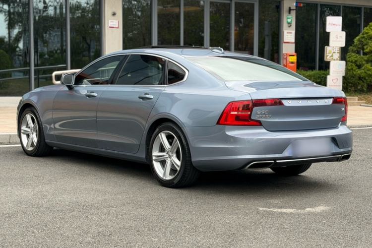Used Volvo S90 2018 T4 Zhiyuan Edition