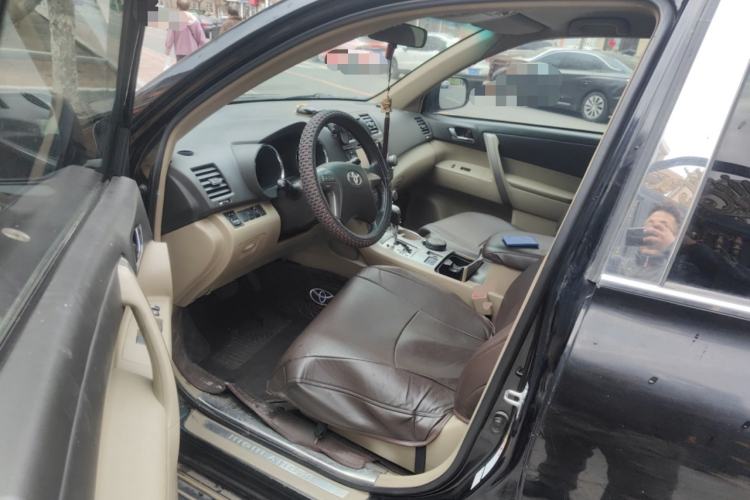 Used Toyota Highlander 2009 2.7L Two-Wheel Drive 5-Seater Sport Edition Driver Seat