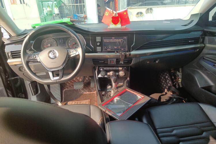 Used Volkswagen Passat 2019 330TSI Elite Edition China VI
