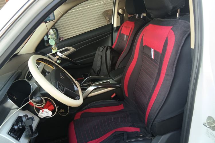 Used Geely Auto Emgrand X7 Sport 2020 1.8TD DCT Two-Wheel Drive Smart Connect 4G-Enabled Version
