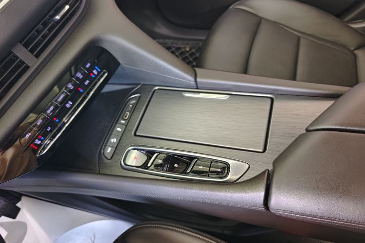 Used Buick Enclave 2020 28T Two-Wheel Drive Prestige Version