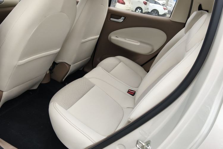 Used Wuling Hongguang MINIEV 2025 Four-Door Version Advanced Edition Left Rear Seat