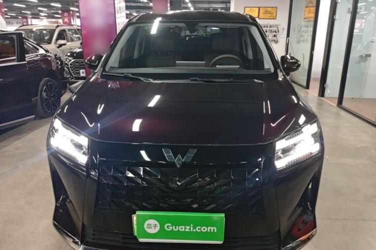 Used Wuling Starlight 730 2025 Model Plug-in Hybrid 125km Luxury Edition