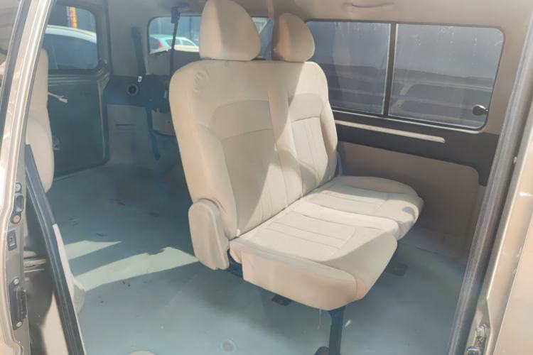Used FORTHING Lingzhi 2018 M5 1.6L 7-Seater Comfort Model Left Rear Seat