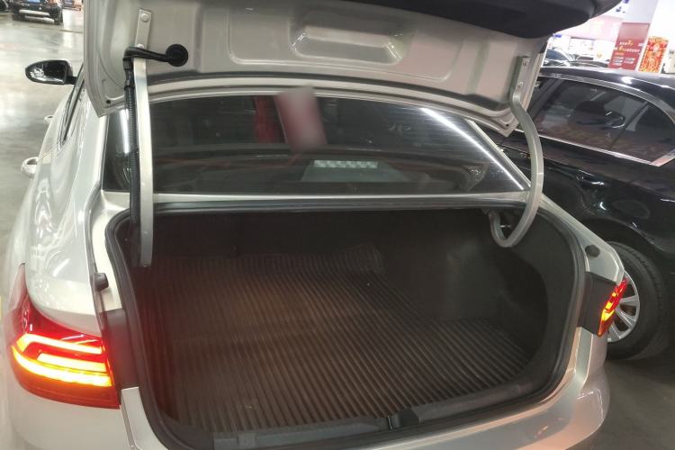 Used Volkswagen Lavida 2019 1.5L Automatic Comfort Edition China VI Standard
