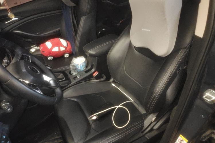 Used BYD Song 2021 Classic Edition 1.5T Automatic Elite Model Left Front Seat