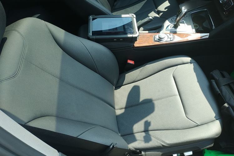 Used BMW 3 Series 2016 320Li Fashion Model
