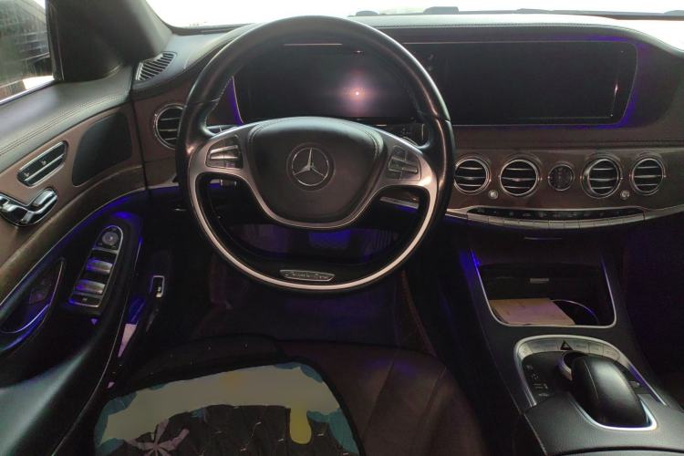Used Mercedes-Benz S-Class 2014 S 400 L Prestige Edition Steering Wheel