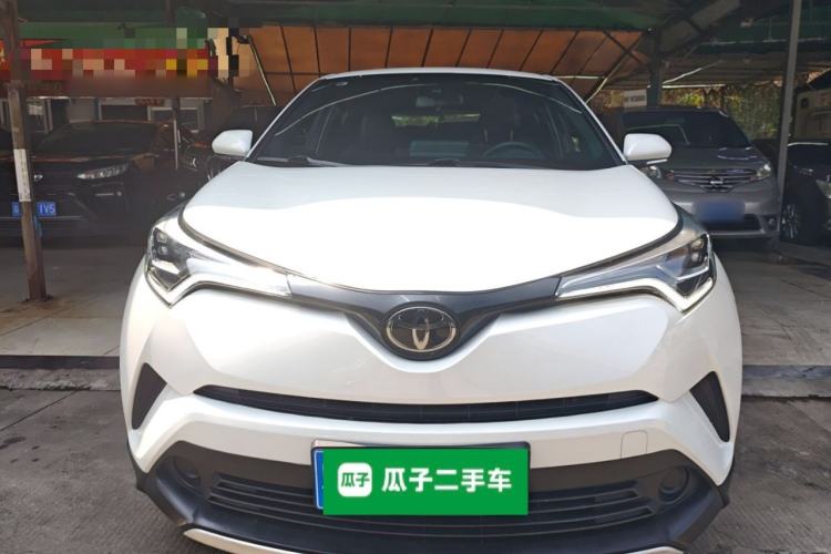 Used Toyota IZOA 2020 2.0L Yichi Version Front