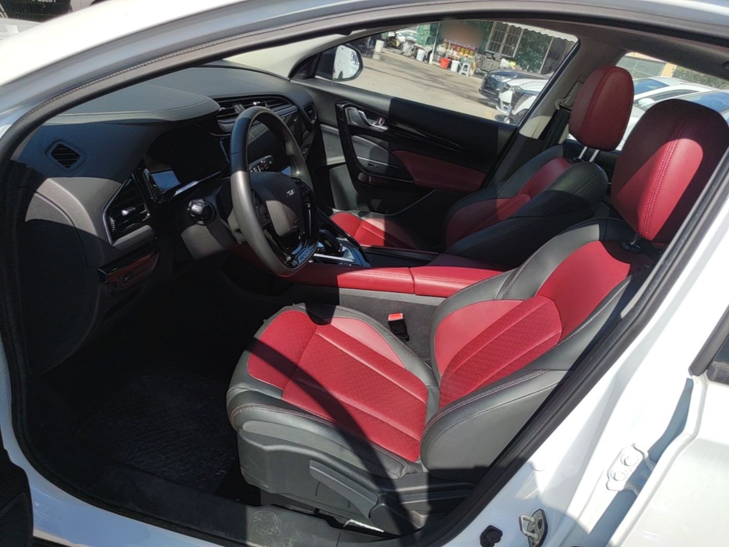 Dongfeng Aeolus AX7 2023 Mach Edition 1.5T DCT Champion Legend Version — снимка 17