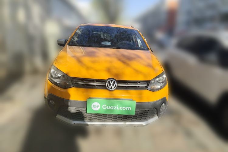 Used Volkswagen Polo 2012 1.6L Cross Polo MT Front