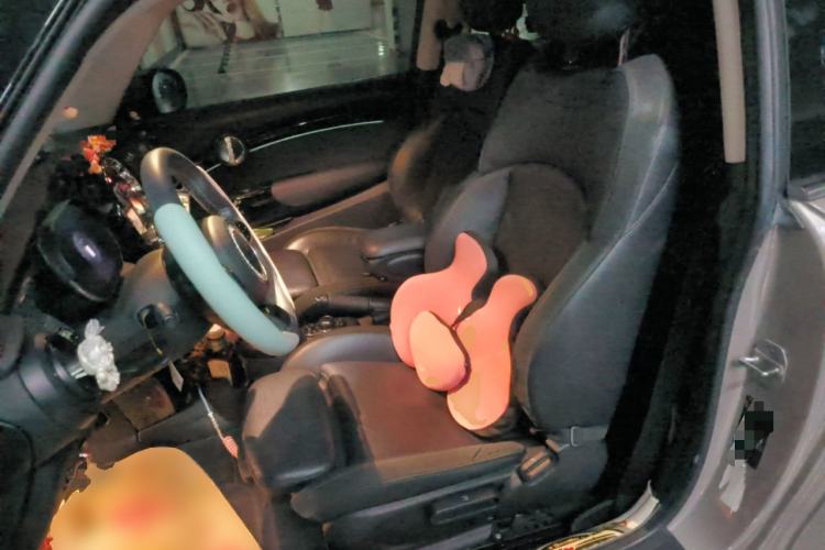 Used MINI 2022 Updated 1.5T COOPER Classic Edition Left Front Seat