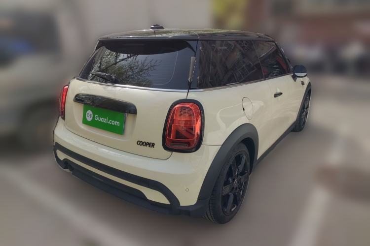 Used MINI 2022 1.5T COOPER Artist
