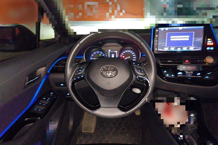 Used Toyota IZOA 2020 2.0L Yichi Version