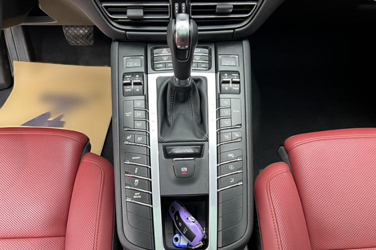 Used Porsche Macan 2021 Macan 2.0T