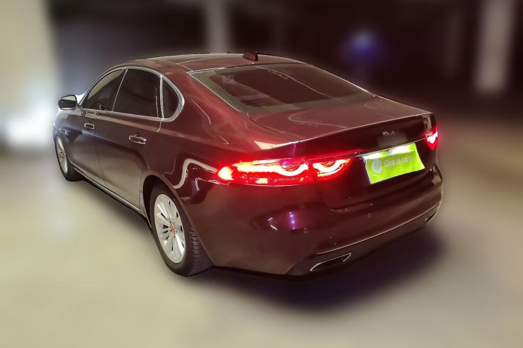 Used Jaguar XFL 2017 XFL 2.0T 240PS Premium Edition Rear Left 45 Deg