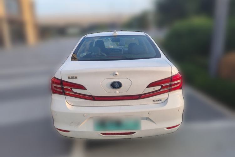 Used BYD Qin New Energy 2017 Qin 1.5T 100
