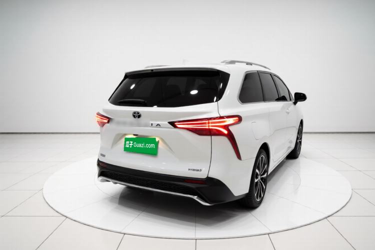 Used Toyota Granvia 2023 2.5L Hybrid Flagship VIP Edition Exterior 4