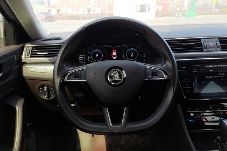 Used Skoda Superb 2021 TSI380 DSG Flagship Edition Steering Wheel
