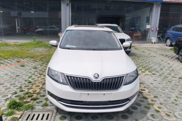 Used Skoda Rapid 2019 1.5L Automatic Comfort Edition China VI Standard