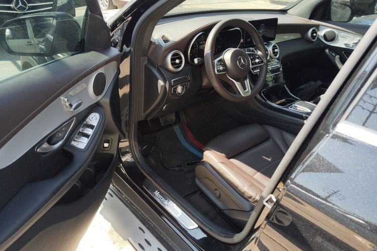 Used Mercedes-Benz GLC 2021 GLC 260 L 4MATIC Dynamic Edition Driver Seat