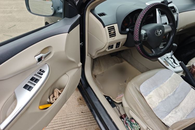 Used Toyota Corolla 2013 Special Edition 1.6L Automatic GL Cool Model Driver Seat