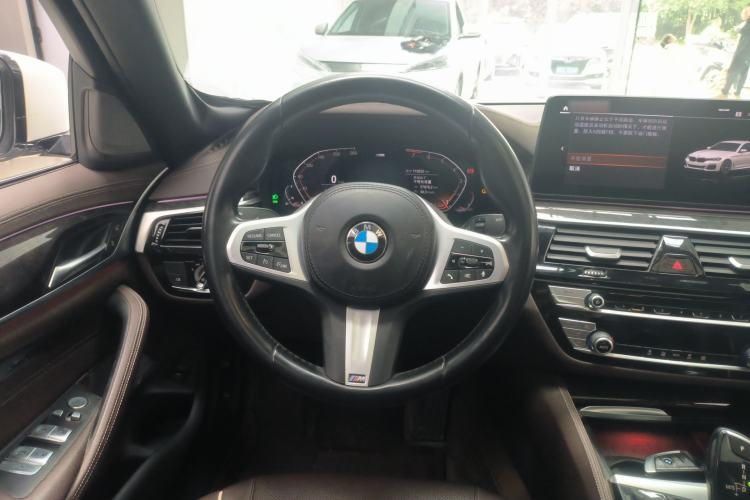 Used BMW 5 Series 2022 Restyled 525Li M Sport Package
