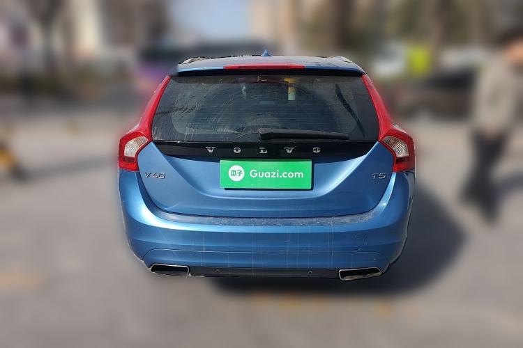 Used Volvo V60 2014 Restyled T5 Zhiya Edition
