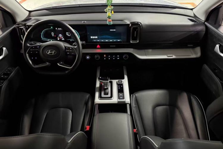 Used Hyundai ix35 2023 Musso 2.0L Deluxe Edition DLX
