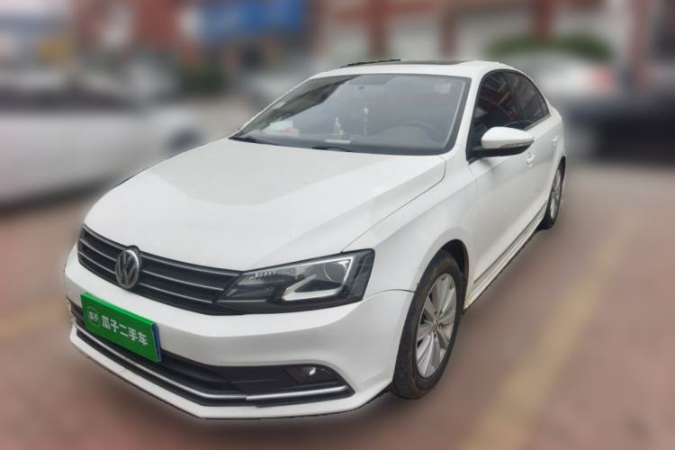 Used Volkswagen Sagitar 2015 230TSI Automatic Comfort Version