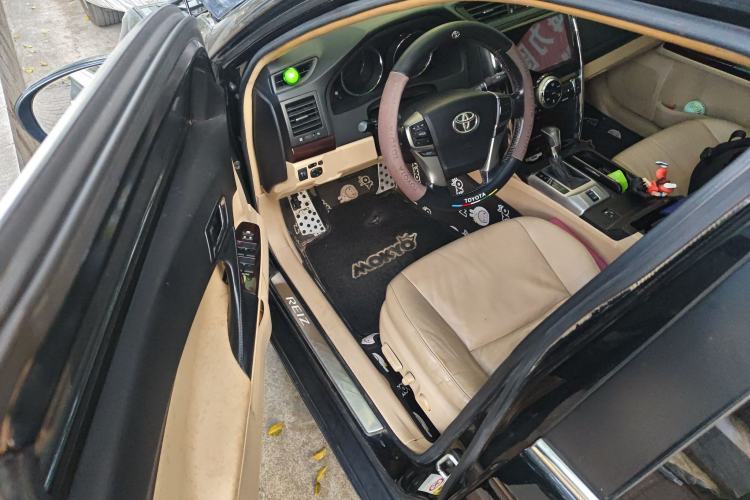 Used Toyota Reiz 2012 2.5V Fengdu Elite Stylish Edition Driver Seat