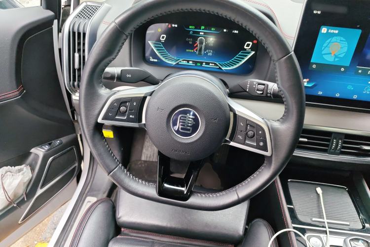 Used BYD Tang New Energy 2018 DM 2.0T All-Wheel Drive Smart Connect Genesis Edition 7 Seats China V Emission Standard
