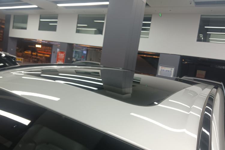 Used Dongfeng eπ eπ008 2025 210 Ultra Range-Extended Version 5 Seats Roof