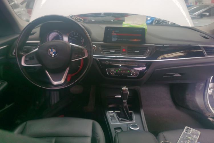 Used BMW 1 Series 2019 118i Fashion Model Center Console