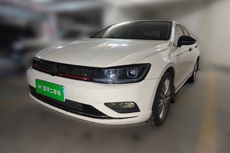 Used Volkswagen Lamando 2015 330TSI DSG Luxury Edition