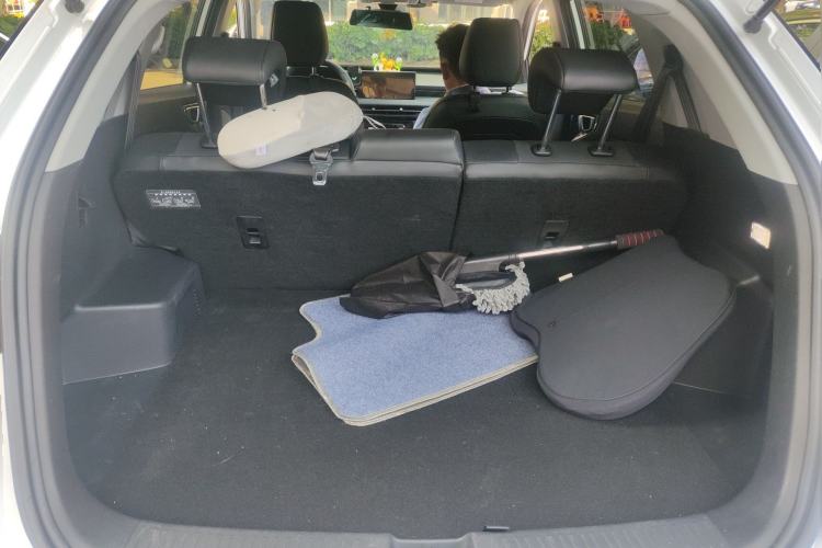 Used Wuling Alvez 2022 1.5L CVT Comfort Edition
