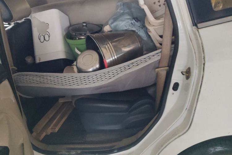 Used FAW Yingzhi 737 2015 1.5L Manual Deluxe Navigation Version Left Rear Seat