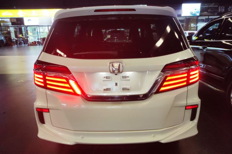 Used Honda Elysion 2016 2.4L Luxury Edition