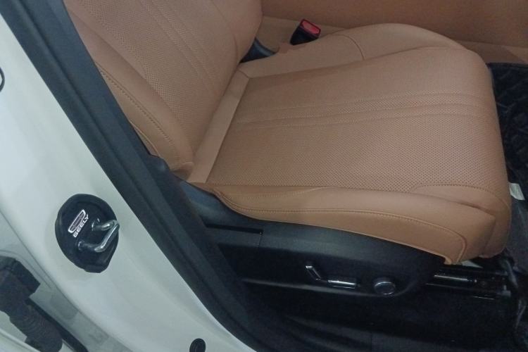 Used Geely Galaxy L7 2025 3DHT 115km Starship Edition Right Front Seat