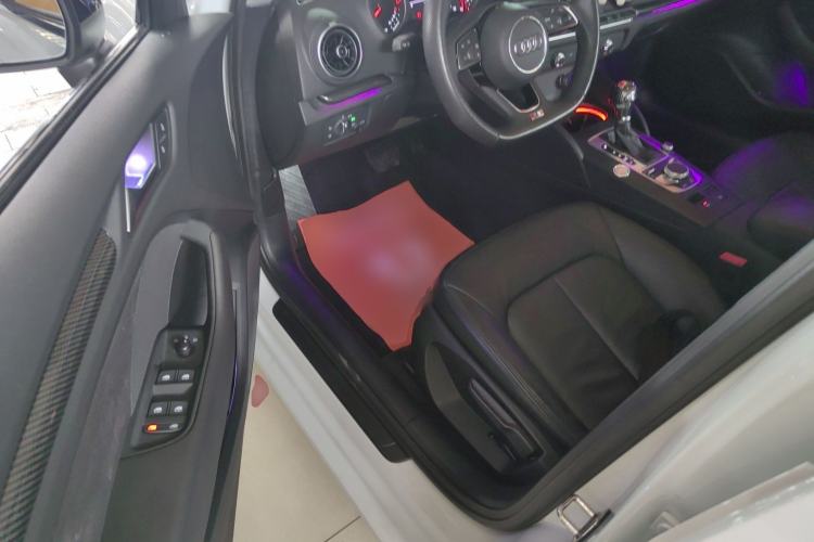 Used Audi A3 2018 30th Anniversary Edition Sportback 35 TFSI Ambition Model Driver Seat