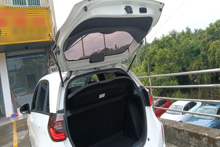 Used Honda Fit 2022 1.5L CVT Trendy Sunroof Edition Trunk