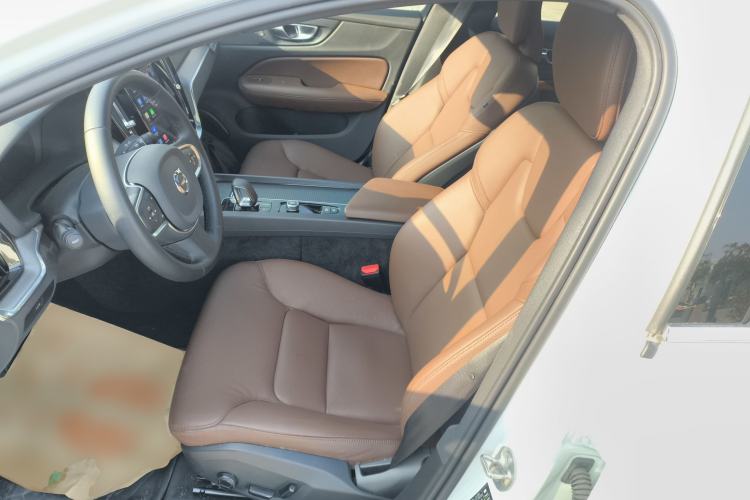 Used Volvo S60 2025 B4 Zhiyi Luxury Edition